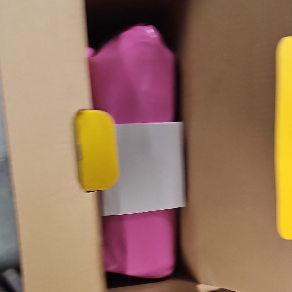 Pink Inflatable Pocket Lounge - Picture 6 of 6